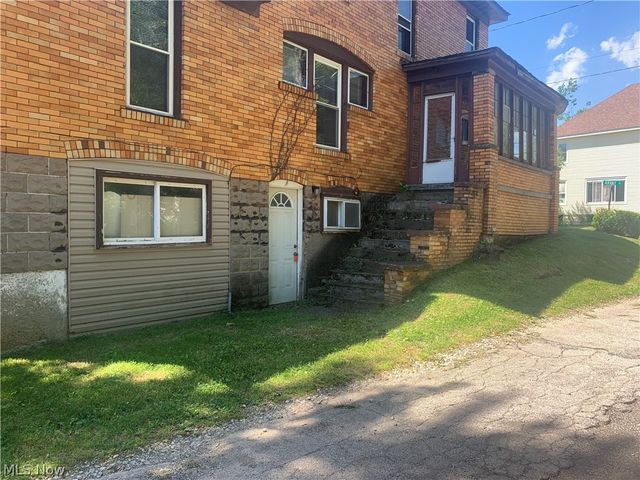 145 Grant Street, Conneaut, OH 44030