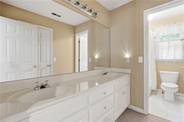 514 Lovinggood Court, Woodstock, GA 30189