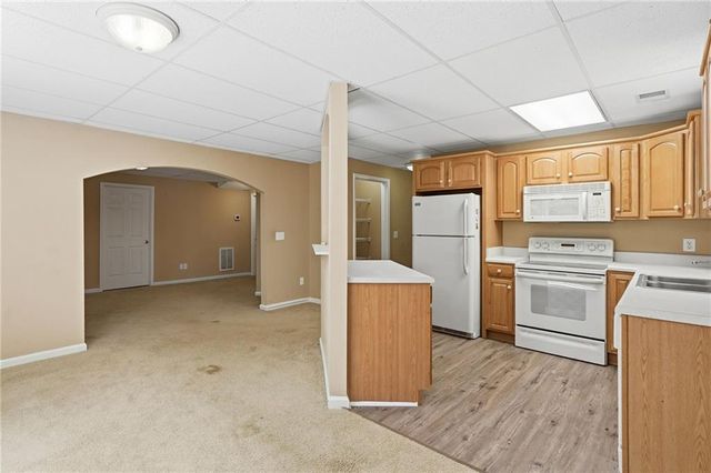 514 Lovinggood Court, Woodstock, GA 30189