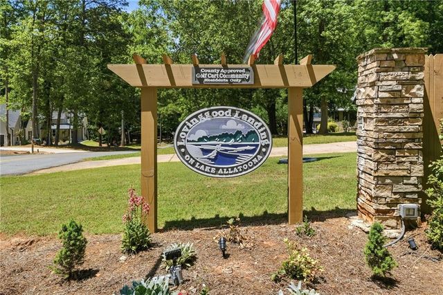 514 Lovinggood Court, Woodstock, GA 30189