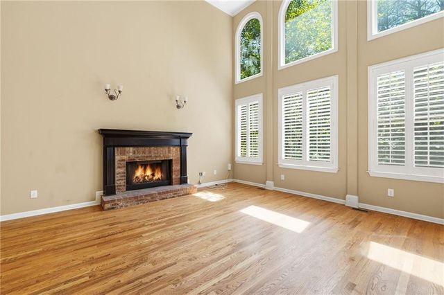 514 Lovinggood Court, Woodstock, GA 30189