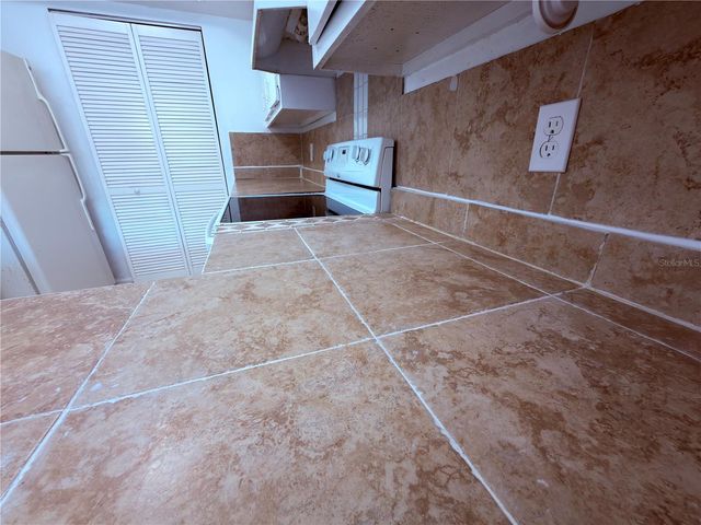 2527 CITRUS CLUB LANE 3904, Orlando, FL 32839