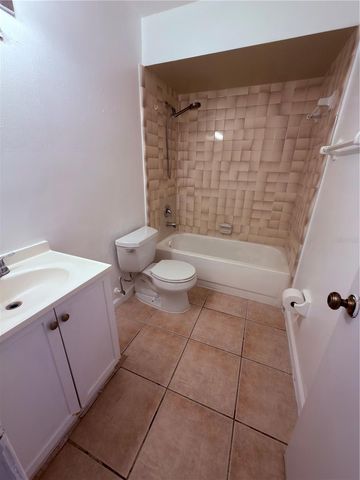 2527 CITRUS CLUB LANE 3904, Orlando, FL 32839