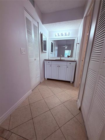 2527 CITRUS CLUB LANE 3904, Orlando, FL 32839
