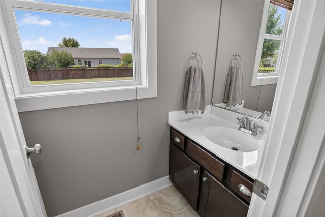 2706 Kingston Drive, Ames, IA 50010