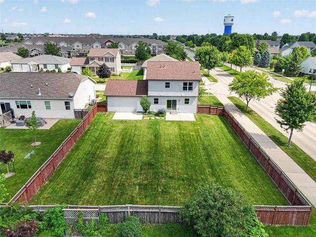 2706 Kingston Drive, Ames, IA 50010