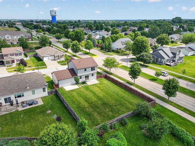 2706 Kingston Drive, Ames, IA 50010