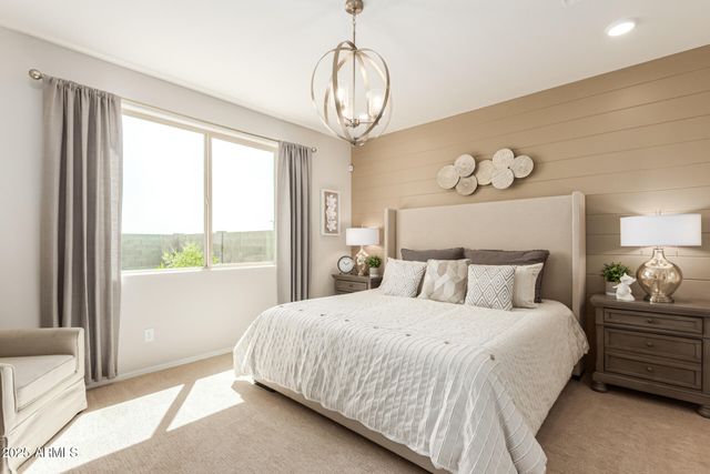 18244 W SOFT WIND Drive, Surprise, AZ 85387