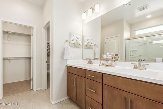 18244 W SOFT WIND Drive, Surprise, AZ 85387