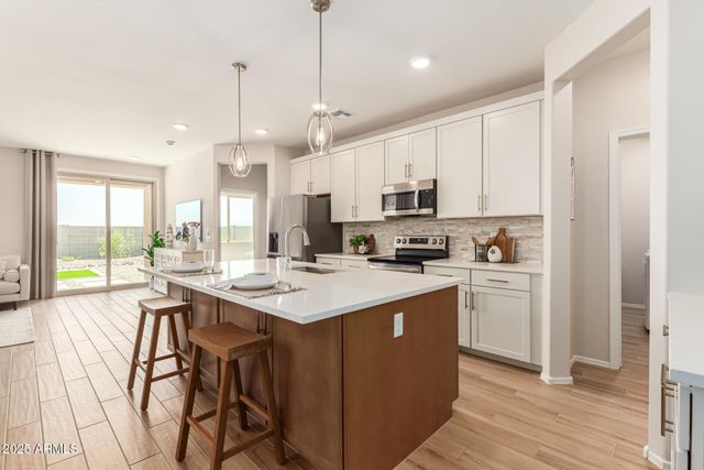 18244 W SOFT WIND Drive, Surprise, AZ 85387