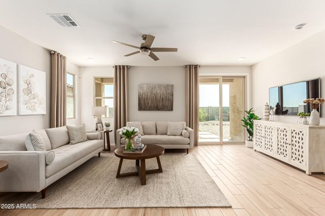 18244 W SOFT WIND Drive, Surprise, AZ 85387