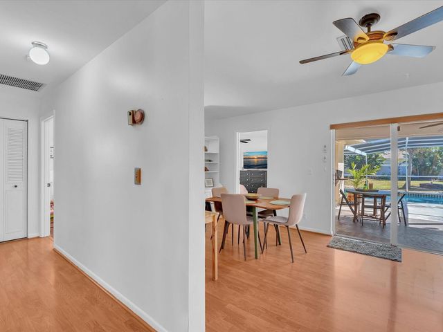 895 NW 87th Avenue, Coral Springs, FL 33071