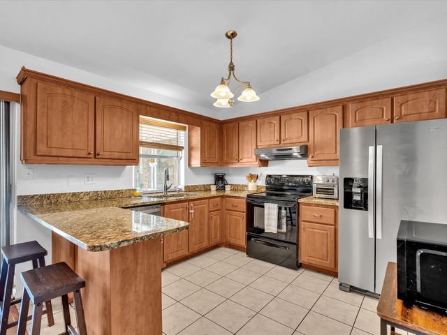 895 NW 87th Avenue, Coral Springs, FL 33071