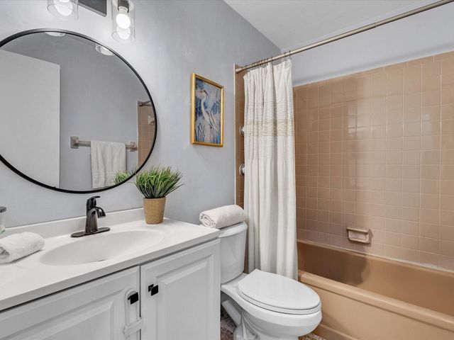 895 NW 87th Avenue, Coral Springs, FL 33071