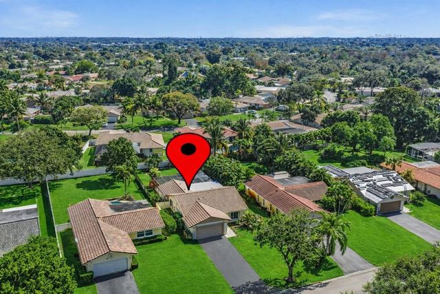 895 NW 87th Avenue, Coral Springs, FL 33071