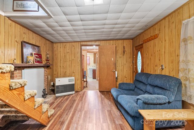 2270 Clear Creek Road, Marion, NC 28752