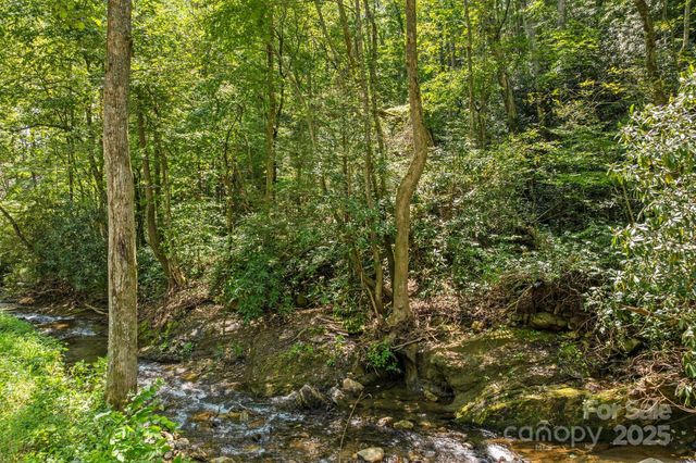 2270 Clear Creek Road, Marion, NC 28752