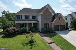 1 SUMMERHILL CT, Columbus, NJ 08022
