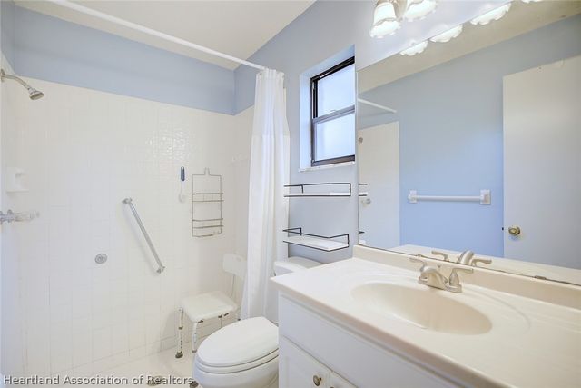 3810 Thunderbird Hill Circle, Sebring, FL 33872