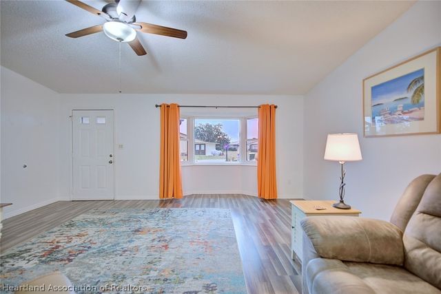 3810 Thunderbird Hill Circle, Sebring, FL 33872