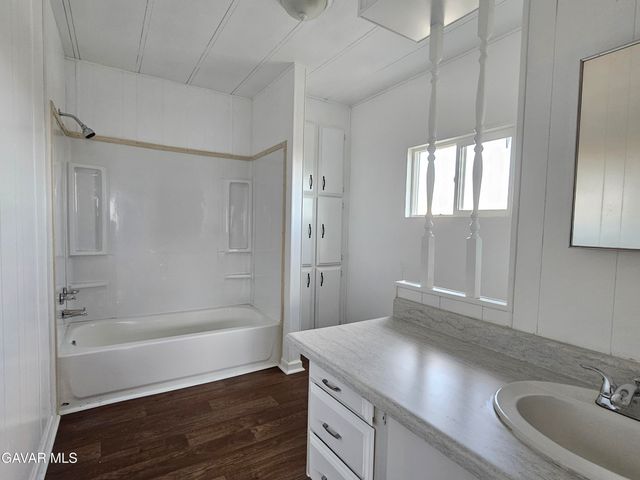 2021 Windbreak Drive 6, Rosamond, CA 93560