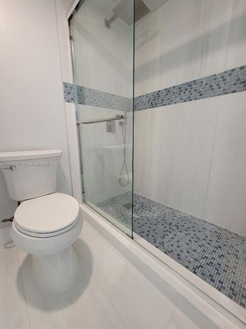 5701 Riverside Dr 201B6, Coral Springs, FL 33067