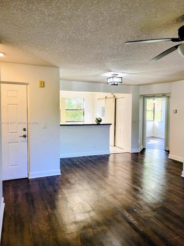 5701 Riverside Dr 201B6, Coral Springs, FL 33067