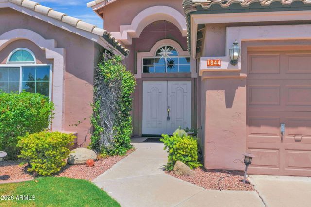 1644 W LAREDO Street, Chandler, AZ 85224