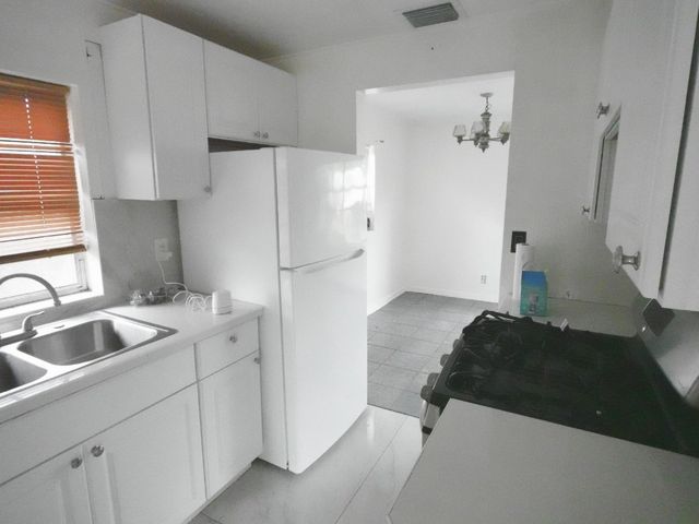 5308 Marcia Place, West Palm Beach, FL 33407