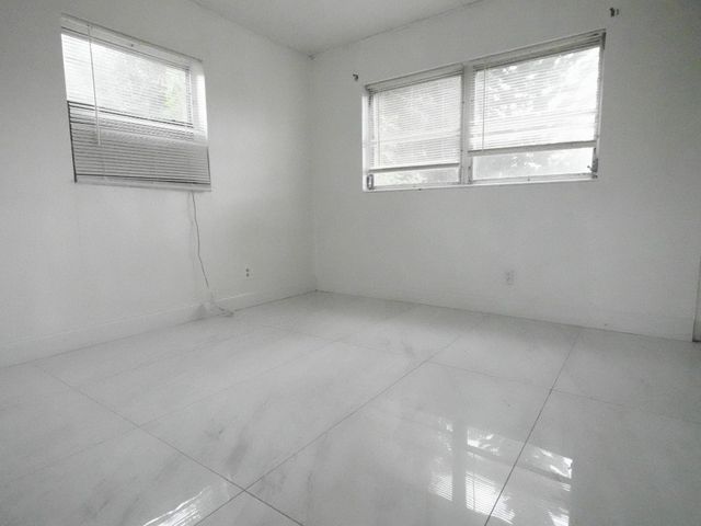 5308 Marcia Place, West Palm Beach, FL 33407