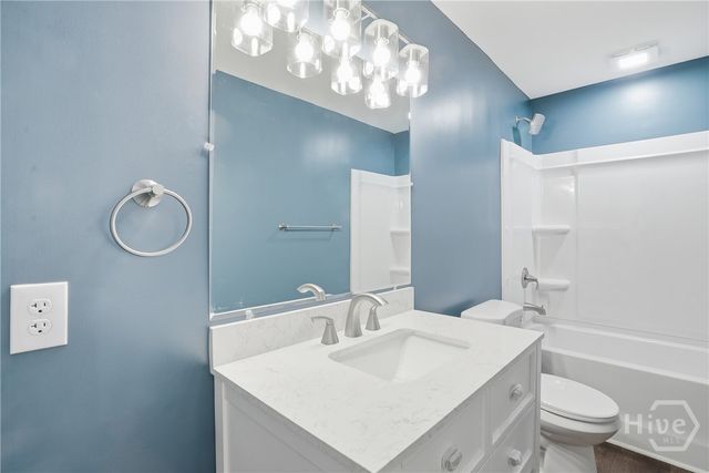 21 Sheridan Circle, Savannah, GA 31406
