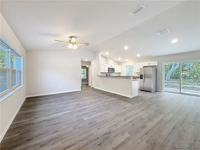 3276 E Pierce Street, Inverness, FL 34453