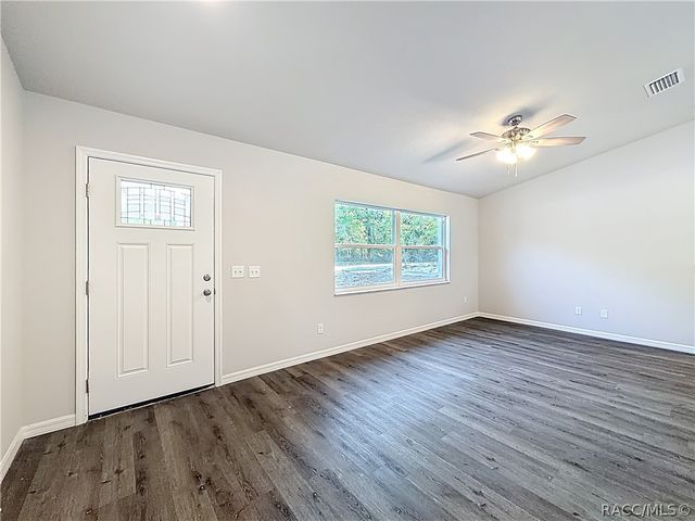 3276 E Pierce Street, Inverness, FL 34453