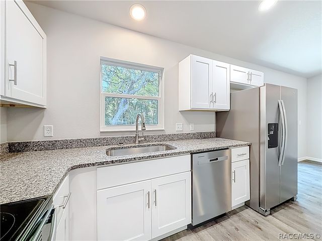 3276 E Pierce Street, Inverness, FL 34453