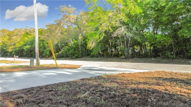 3276 E Pierce Street, Inverness, FL 34453
