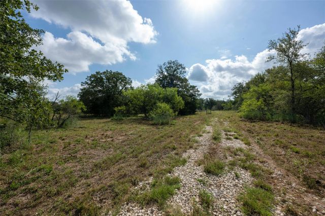 000 Josie LN, Bastrop, TX 78602