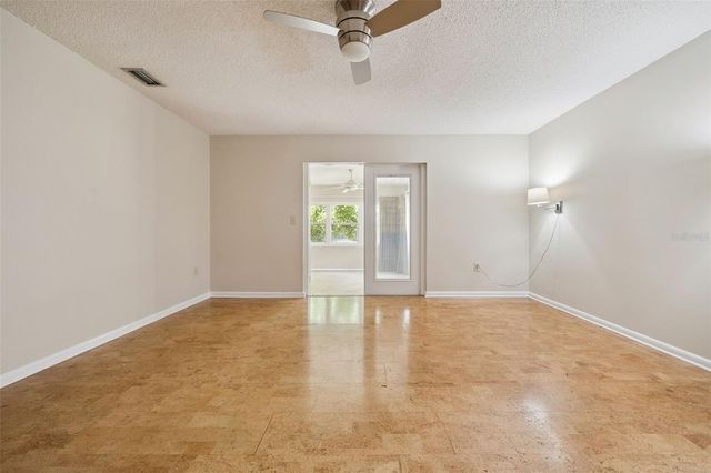424 KNOLL TREE LANE, Apopka, FL 32712