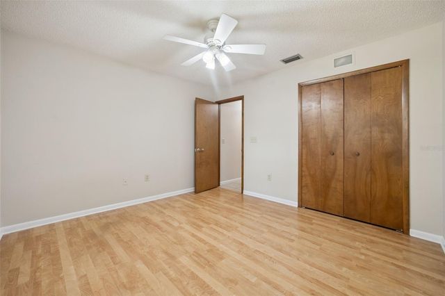 424 KNOLL TREE LANE, Apopka, FL 32712
