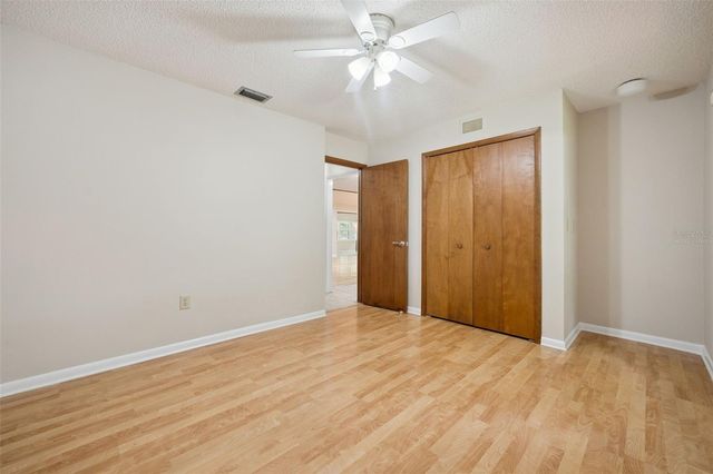 424 KNOLL TREE LANE, Apopka, FL 32712