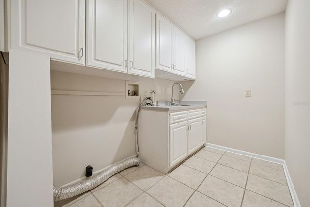 424 KNOLL TREE LANE, Apopka, FL 32712