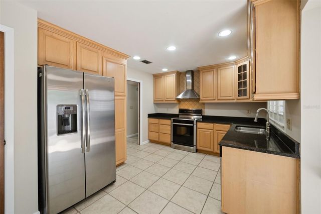 424 KNOLL TREE LANE, Apopka, FL 32712