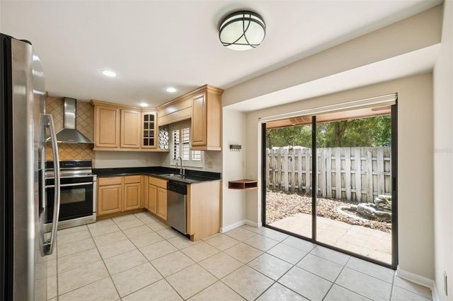 424 KNOLL TREE LANE, Apopka, FL 32712