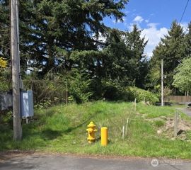 700 S 124th Street, Burien, WA 98168