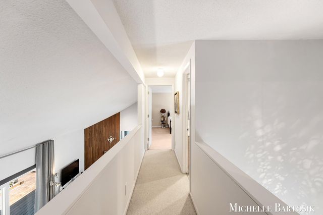 3301 Midland Drive SE, Grand Rapids, MI 49546