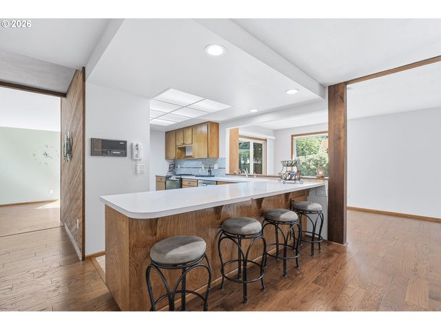 3702 Se MEIER Ct, Hillsboro, OR 97123