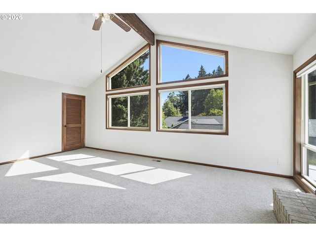 3702 Se MEIER Ct, Hillsboro, OR 97123