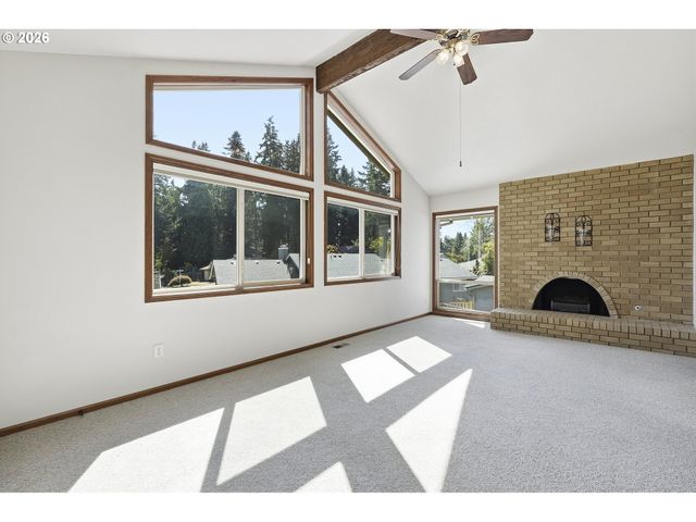 3702 Se MEIER Ct, Hillsboro, OR 97123