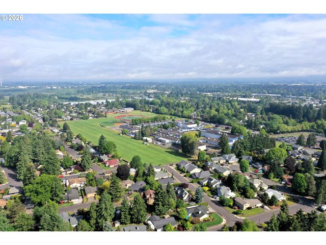 3702 Se MEIER Ct, Hillsboro, OR 97123
