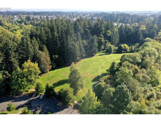 3702 Se MEIER Ct, Hillsboro, OR 97123