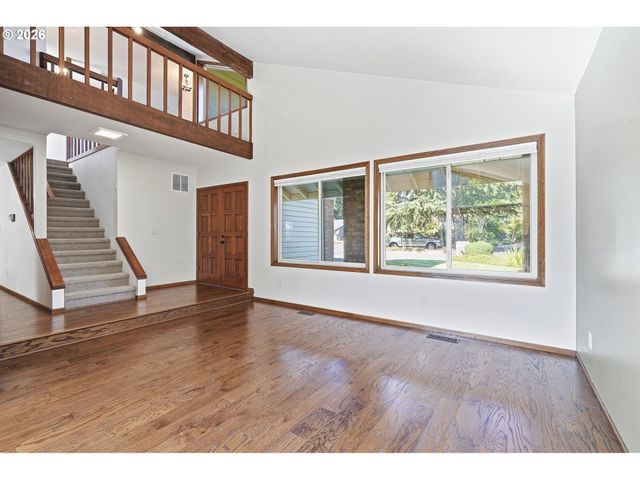 3702 Se MEIER Ct, Hillsboro, OR 97123